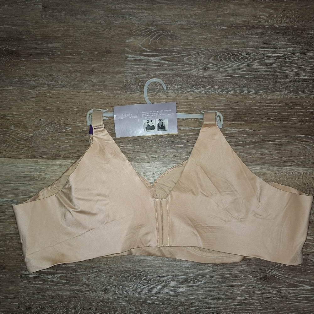 New Catherines Plus Size No Wire Back Smoother Bra Nude 54C - Picture 2 of 9